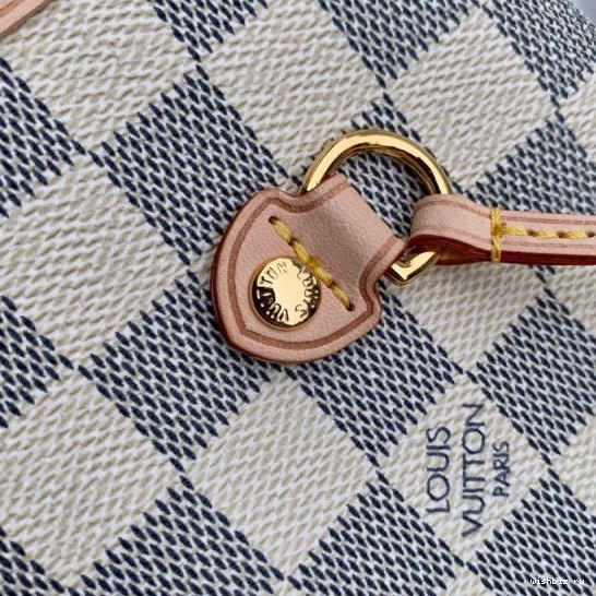 WIS MM Louis Neverfull Vuitton 0114